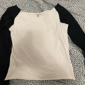 Brandy melville off the shoulder long sleeve